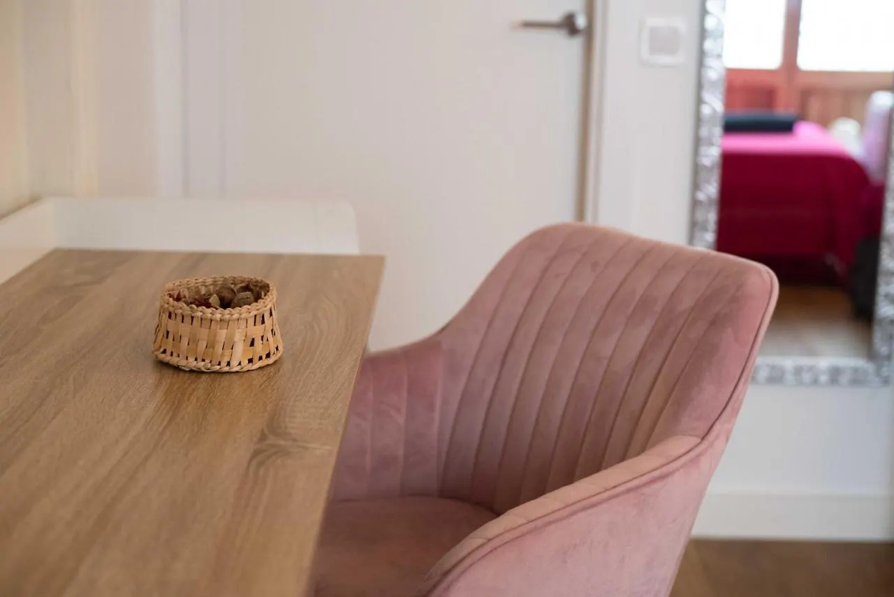 Hostel Born Rooms - St Caterina Barcelona