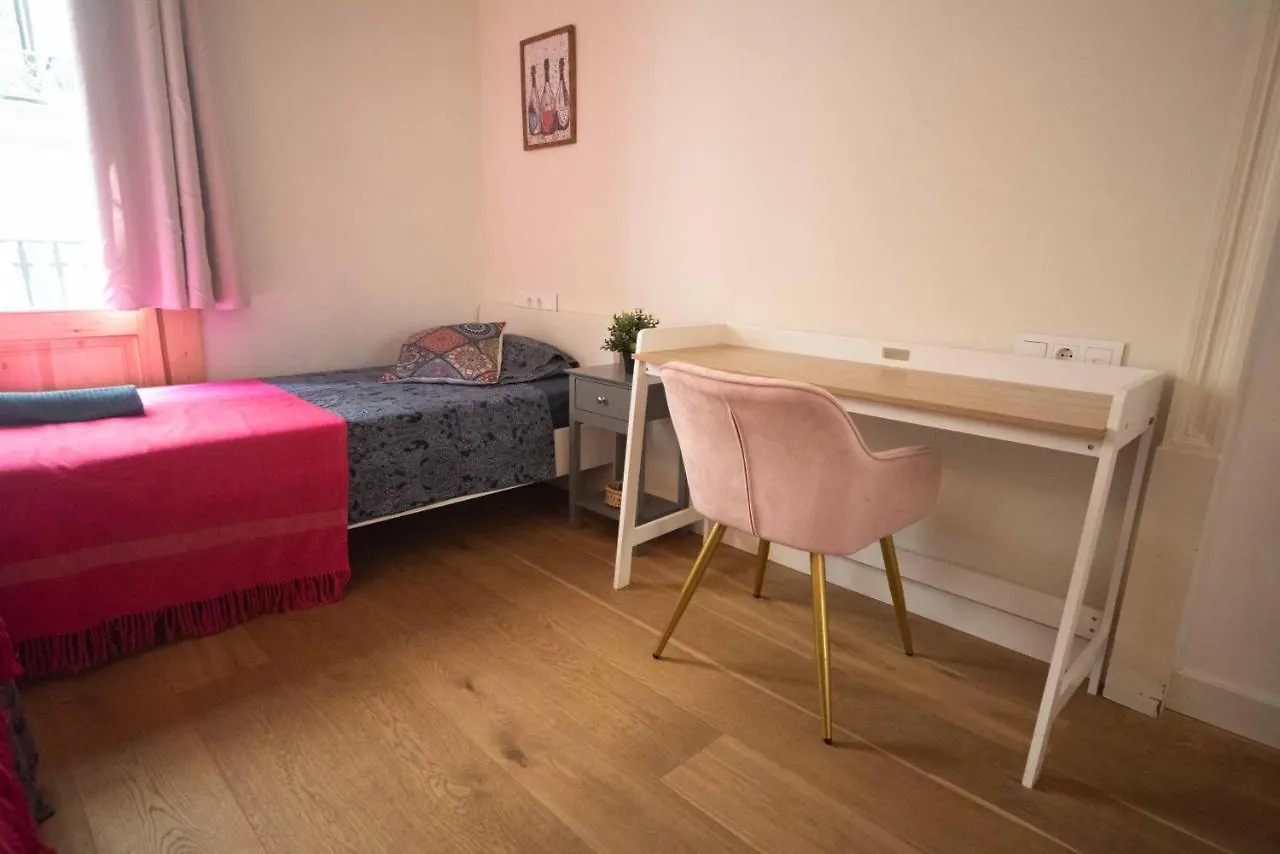 Born Rooms - St Caterina Barcelona 0*,  Spanje